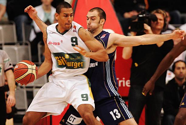 与球员福利 与球员福利