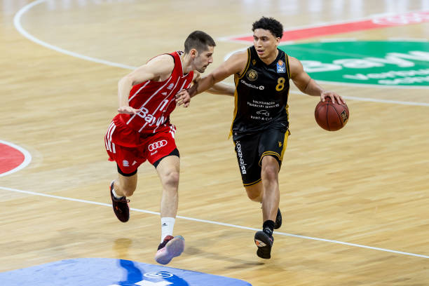 略显失常 略显失常