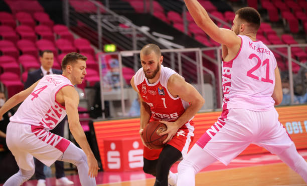 科瓦奇：吉拉西在困难情况下也能进球；安塞尔米诺表现很出色