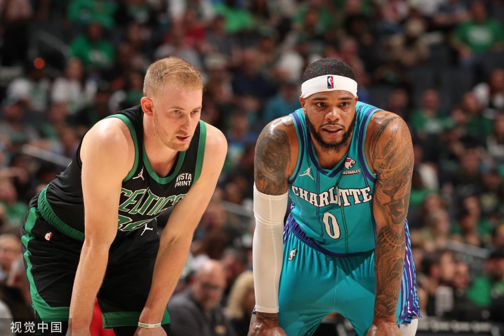 舞台上展现 舞台上展现